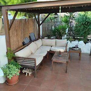 Primavera Bed And Breakfast. L'Alfas del Pi
