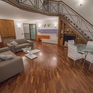 casa-langellotti.hotels-amalfi.com/