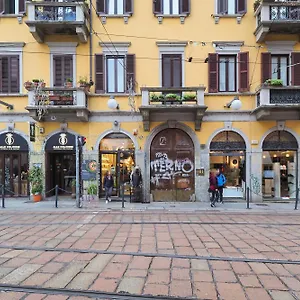 corso-di-porta-ticinese-flat.italymilanhotels.net/